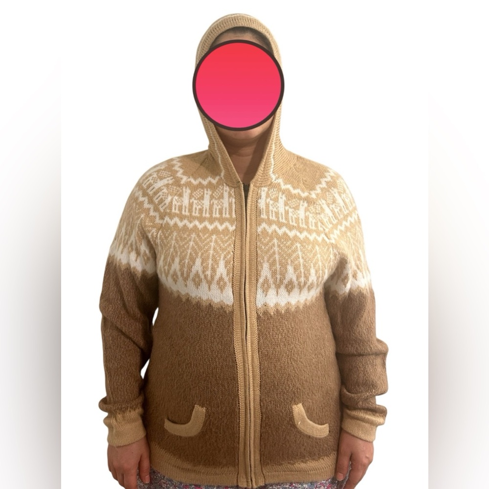 Alpaca Unisex-Adult Sweater Size LG  Pullover Hooded